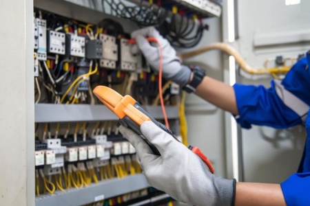 Moderniser votre installation électrique, les étapes essentielles à connaître